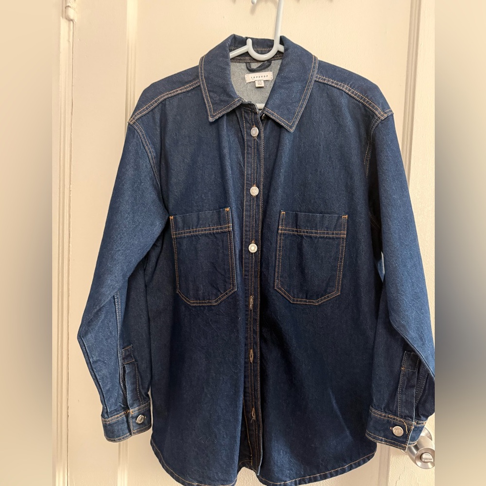 Top Shop Women’s Size 4  Small Long Dark Denim Button-Up Shirt Jacket (18” long)